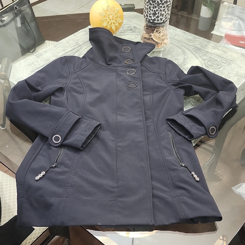Lululemon Athletica Womens Soft Shell Waterproof Jacket Size 6